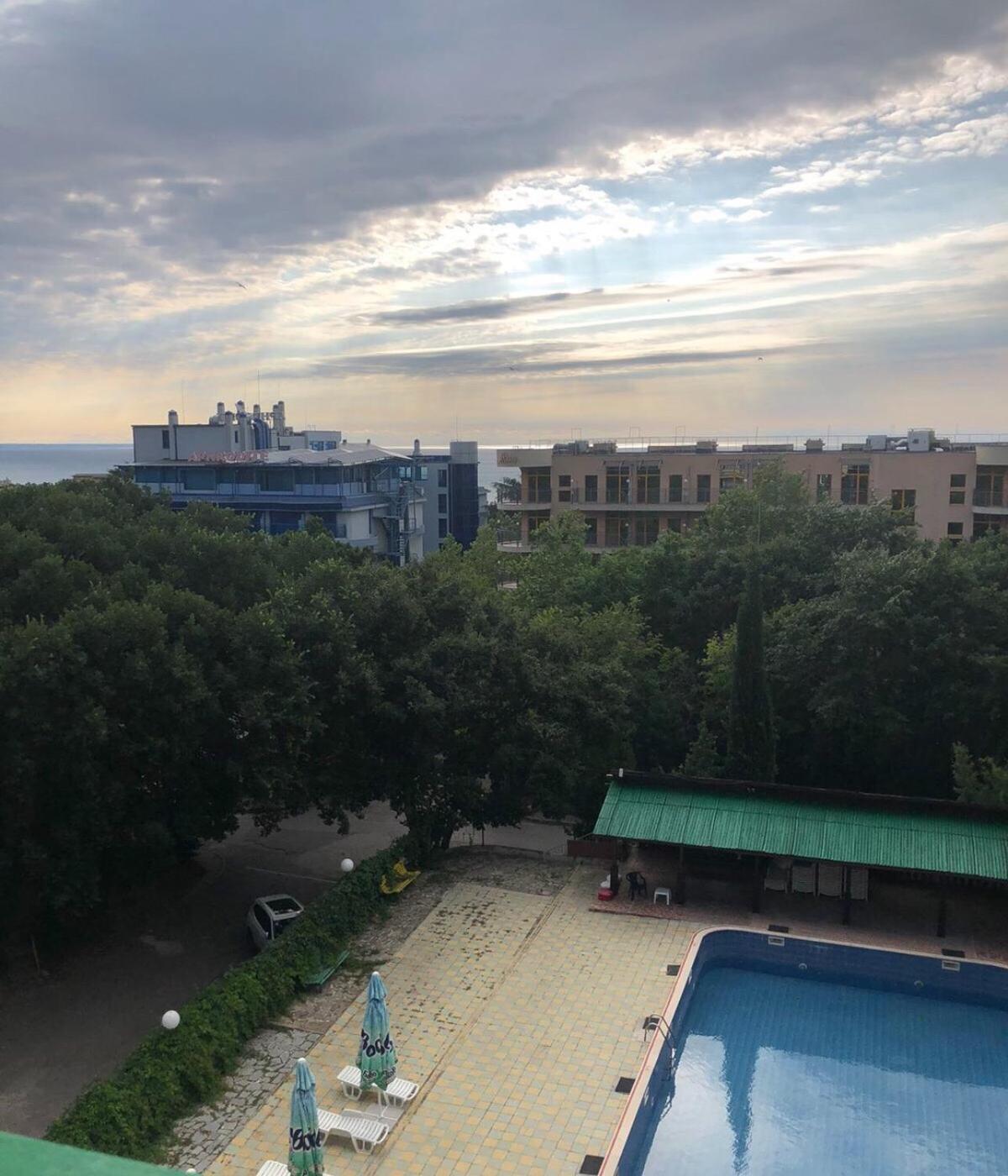 Фото Hotel Varshava