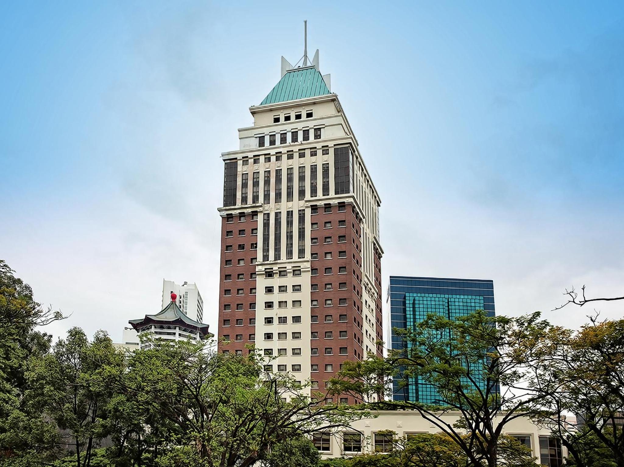 Фото Orchard Parksuites