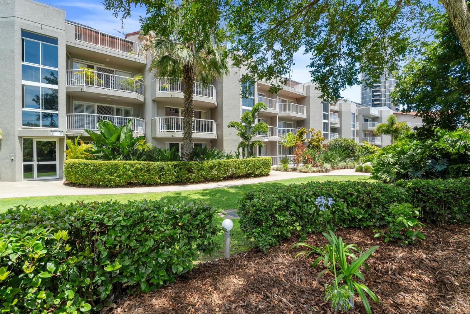 Фото Markham Court