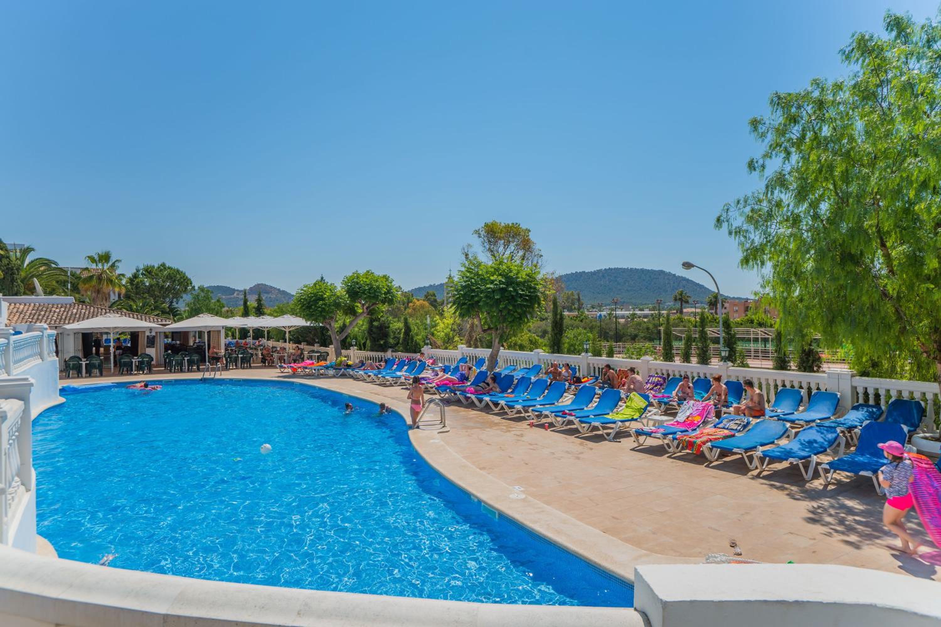 Фото Holiday Park Santa Ponsa