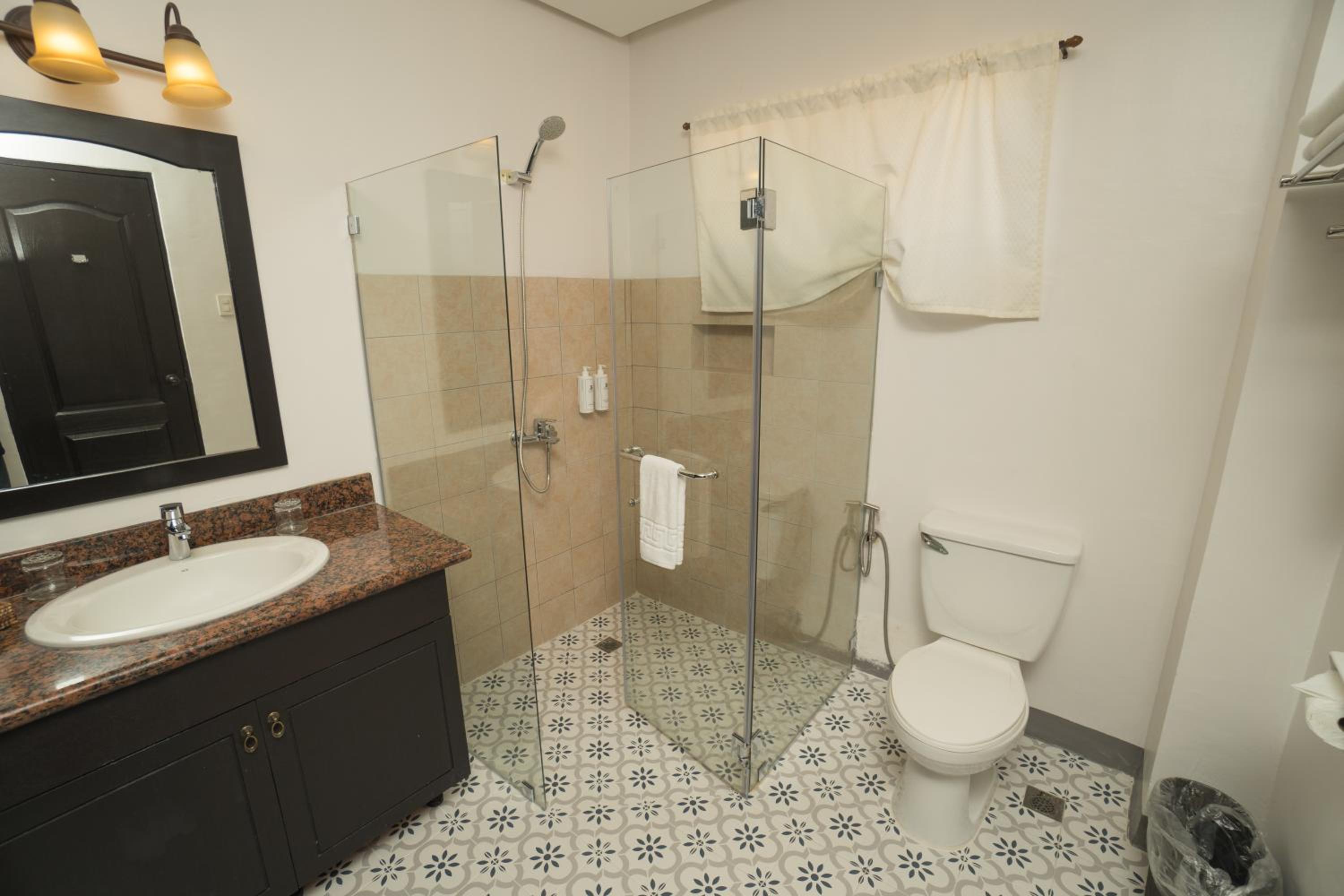 Фото Sta. Barbara Residence Hotel