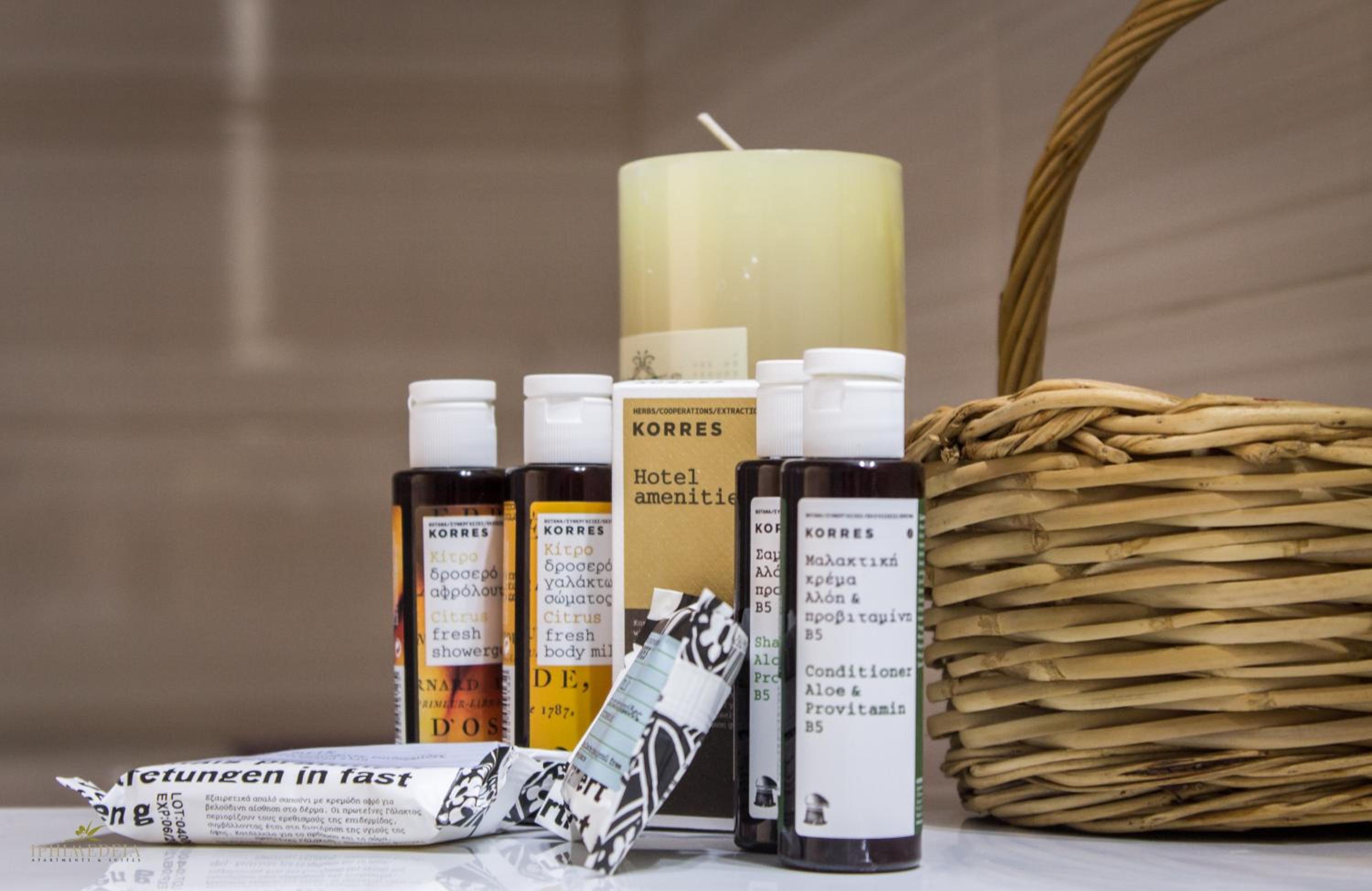 Фото Iphimedeia Apartments & Suites