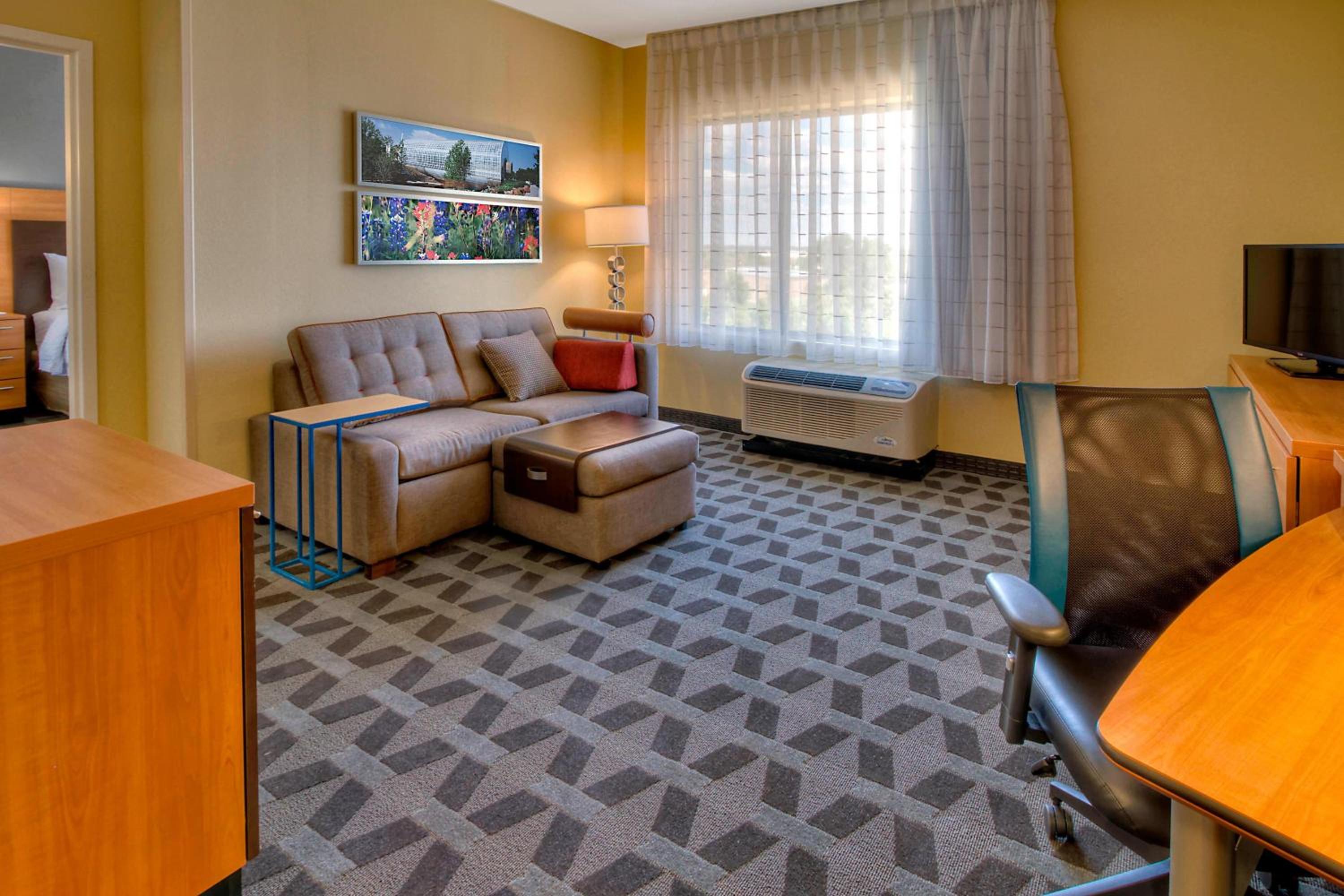 Фото Towneplace Suites Oklahoma City Airport