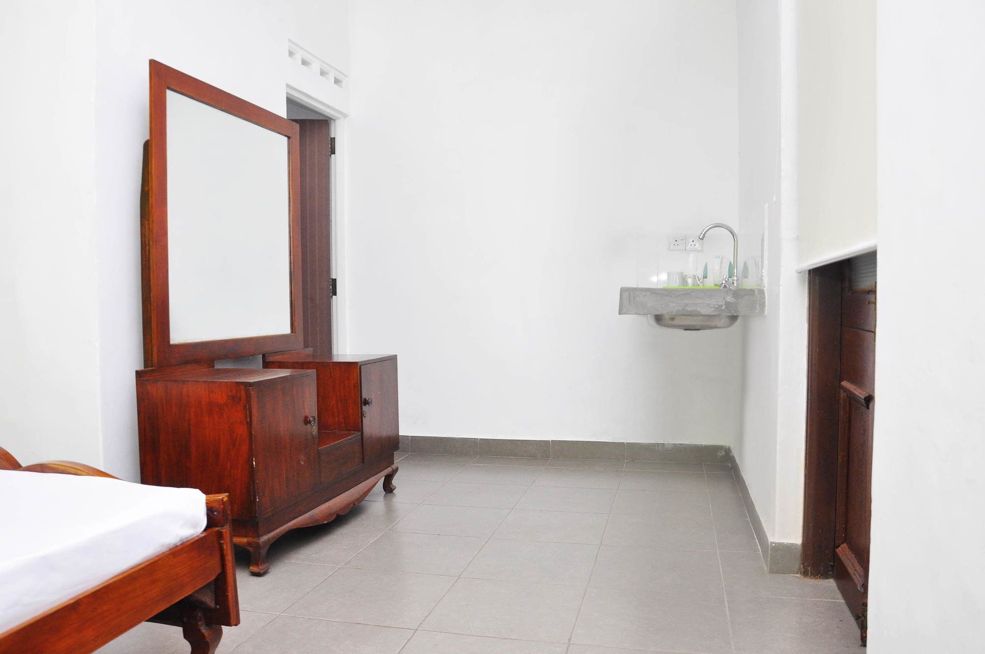 Фото Sea View Apartment-Hotel Colombo