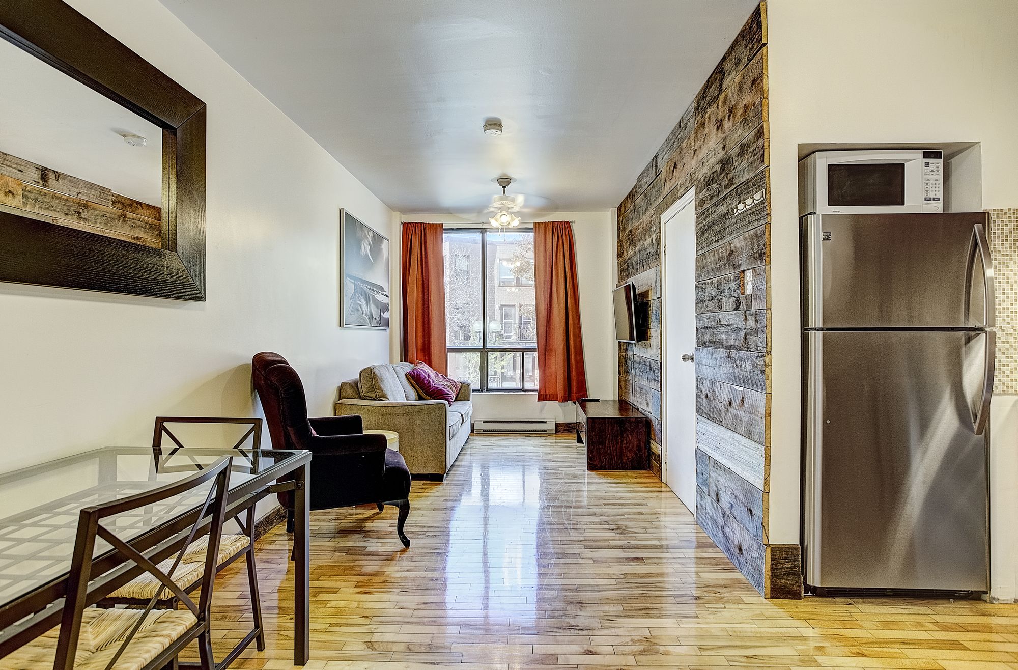 Фото Destination Stays Griffintown Montreal