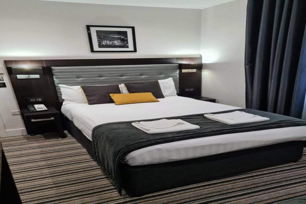 Фото отеля 2