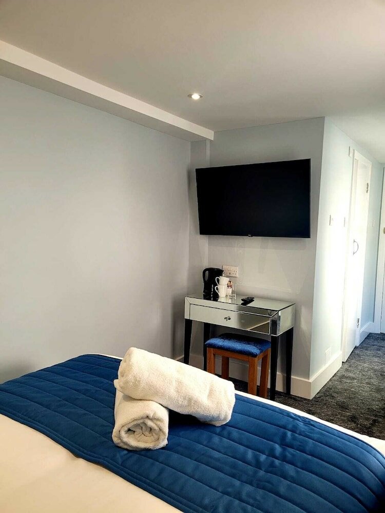 Фото Mentone Hotel