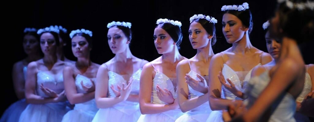 Dance school Ozlem Guzel Ballet and Music School, Istanbul, photo