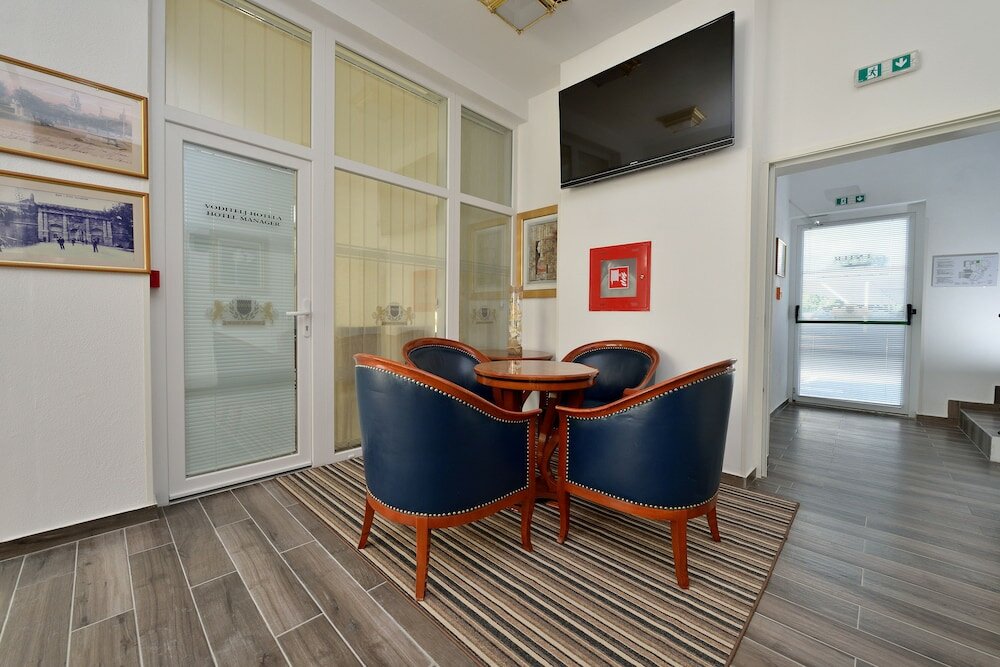 Фото Hotel ZaDaR