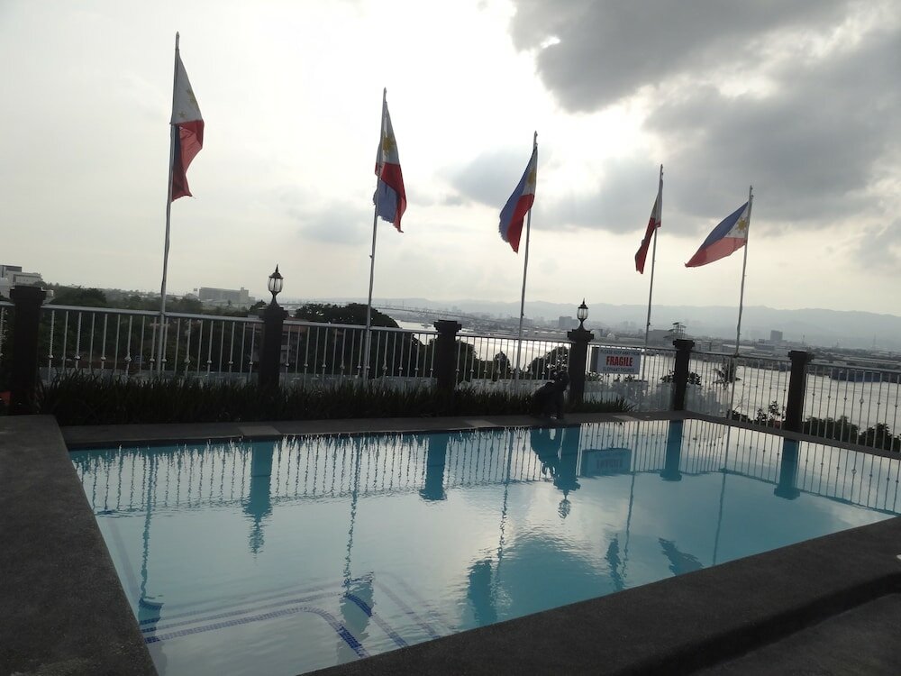 Фото The Bellavista Hotel