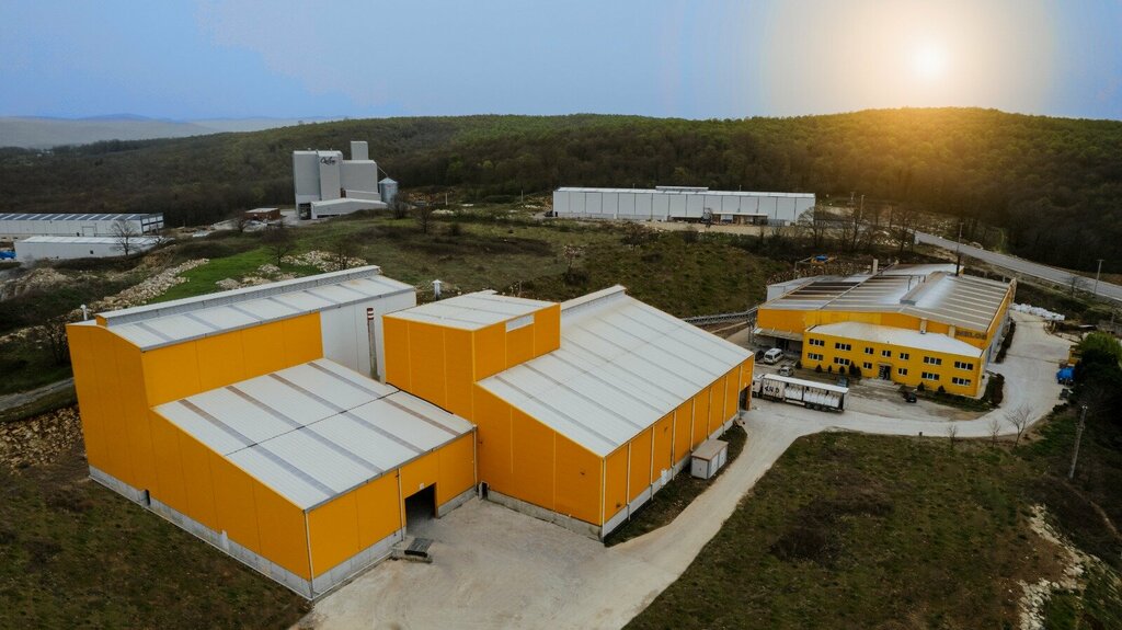 Industrial chemistry Melos, Sogutlu, photo