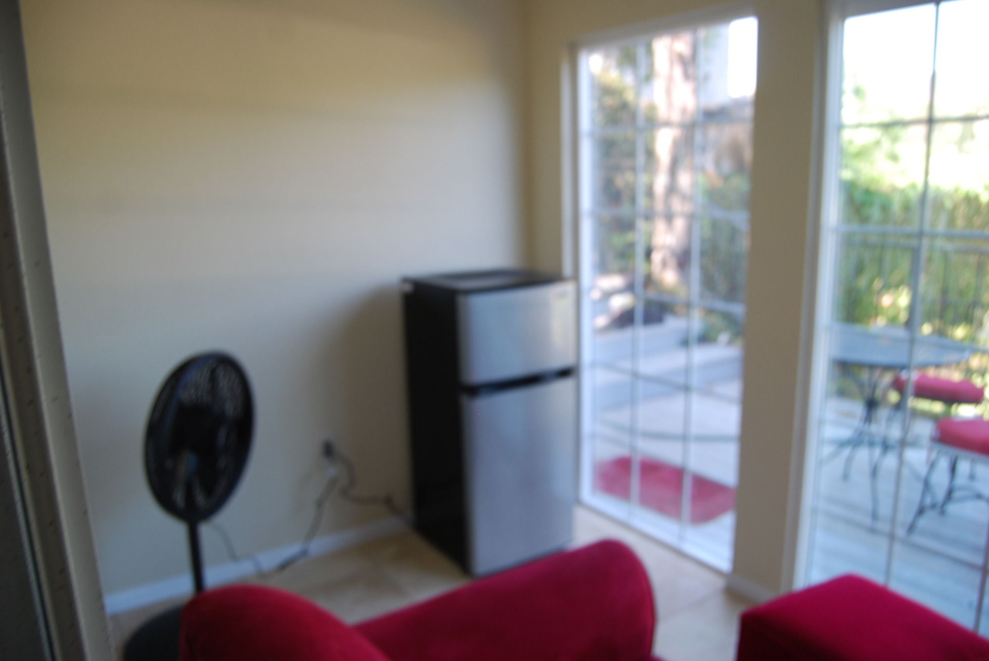 Фото Mini Mansion in Hollywood Hills