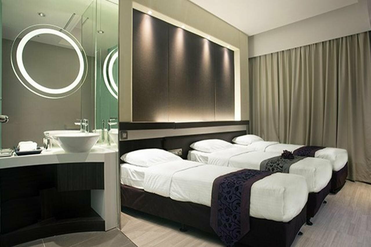 Фото Epoch Hotel