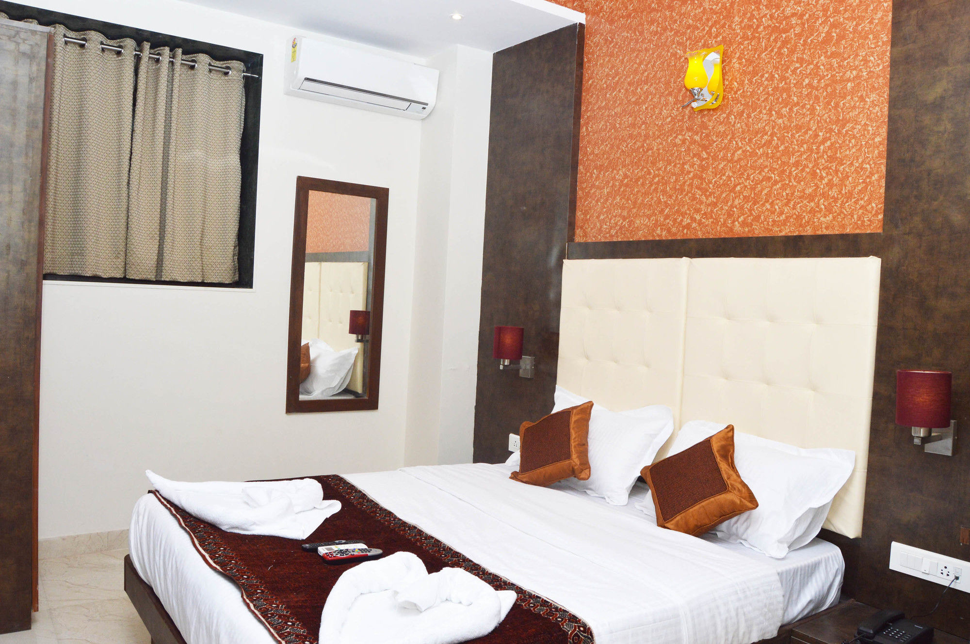 Фото Hotel Ak International