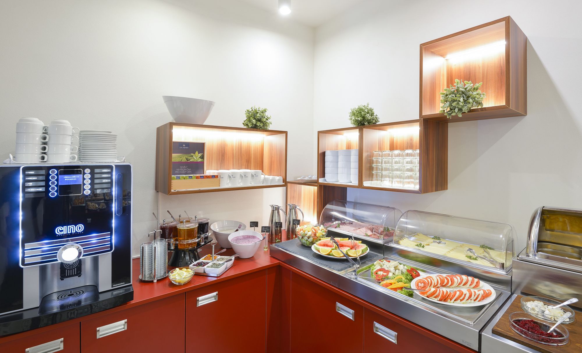 Фото Hotel Garden Court