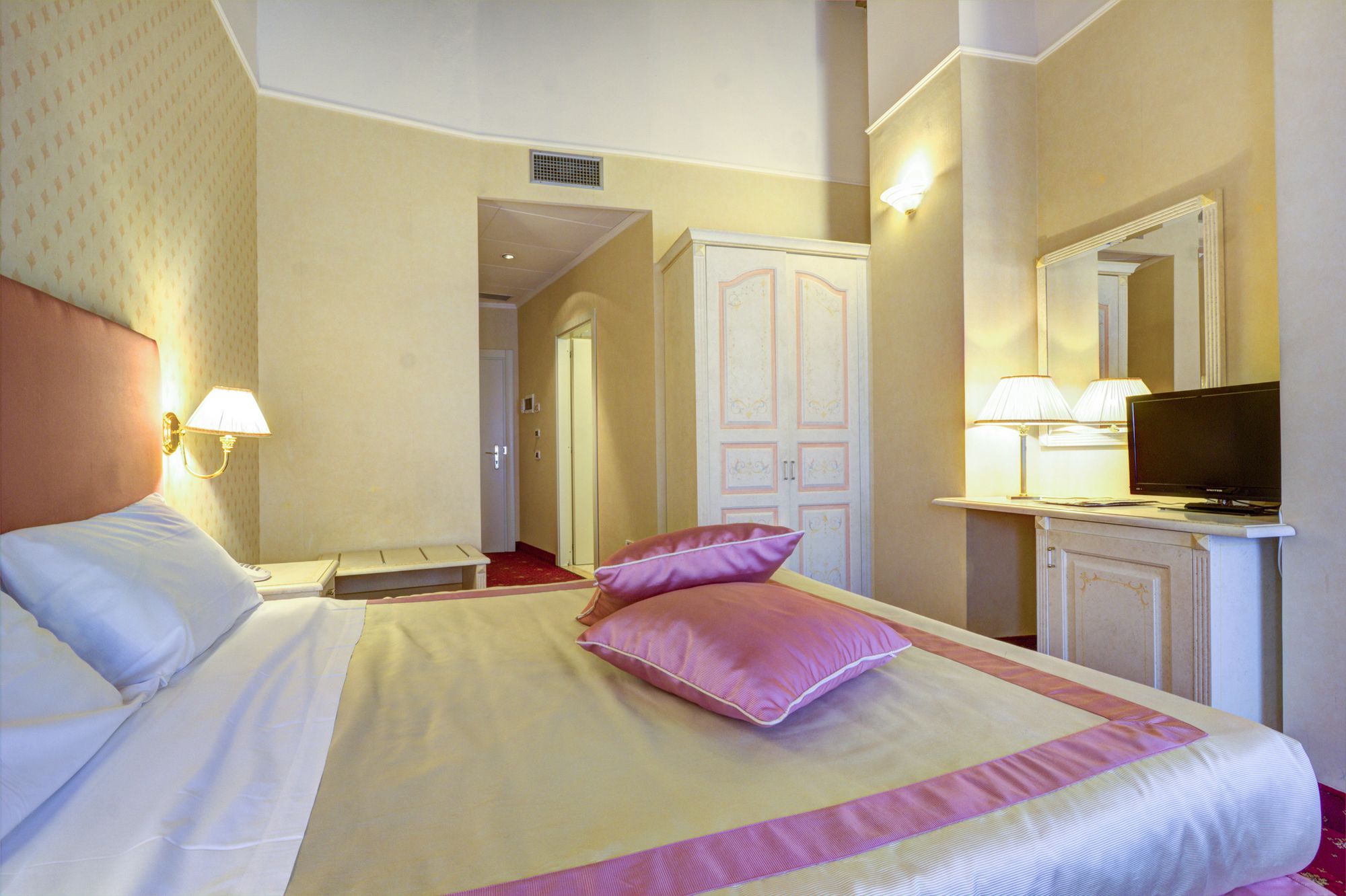 Фото Hotel La Locanda