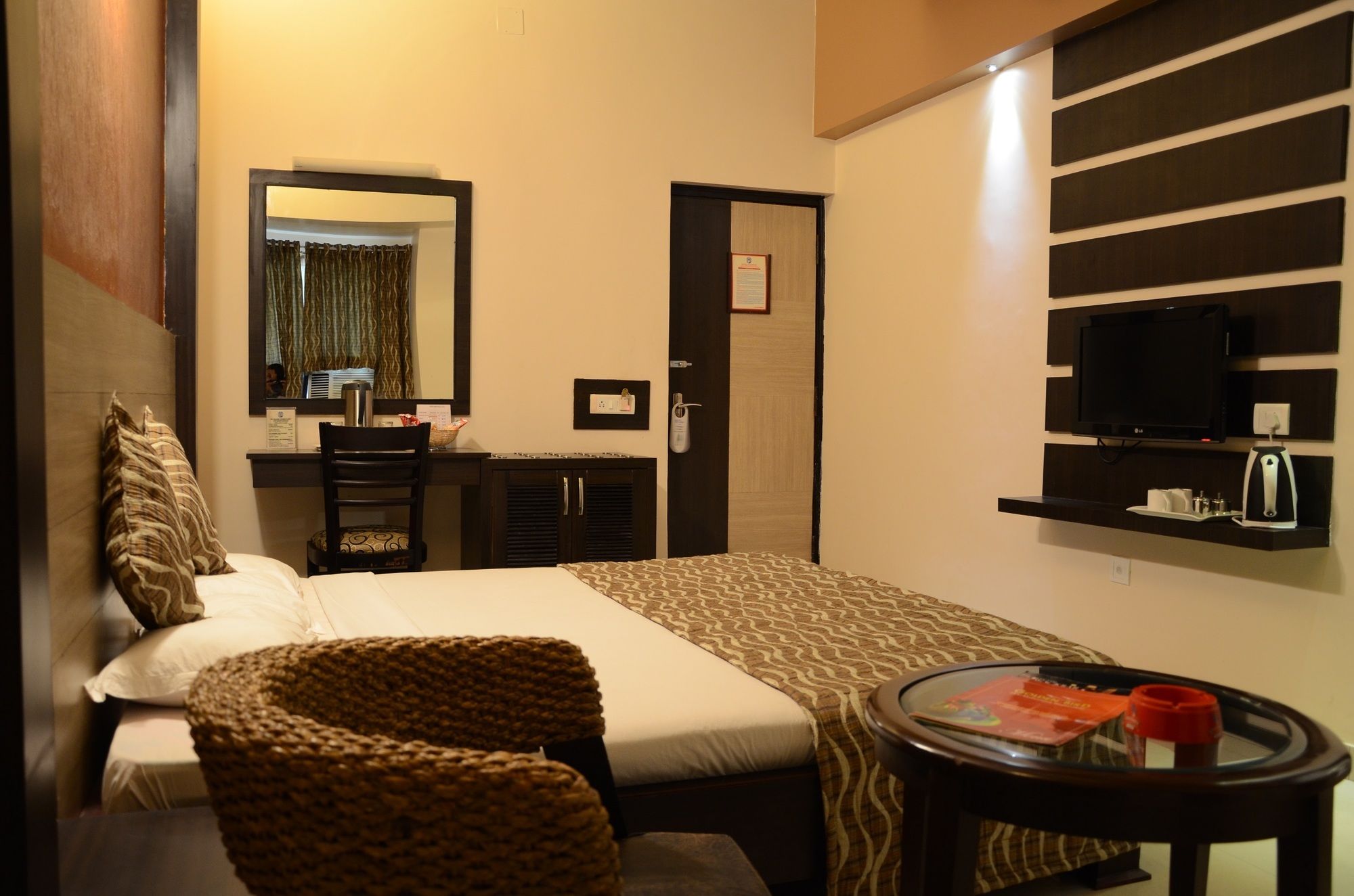 Фото Hotel Pushpak