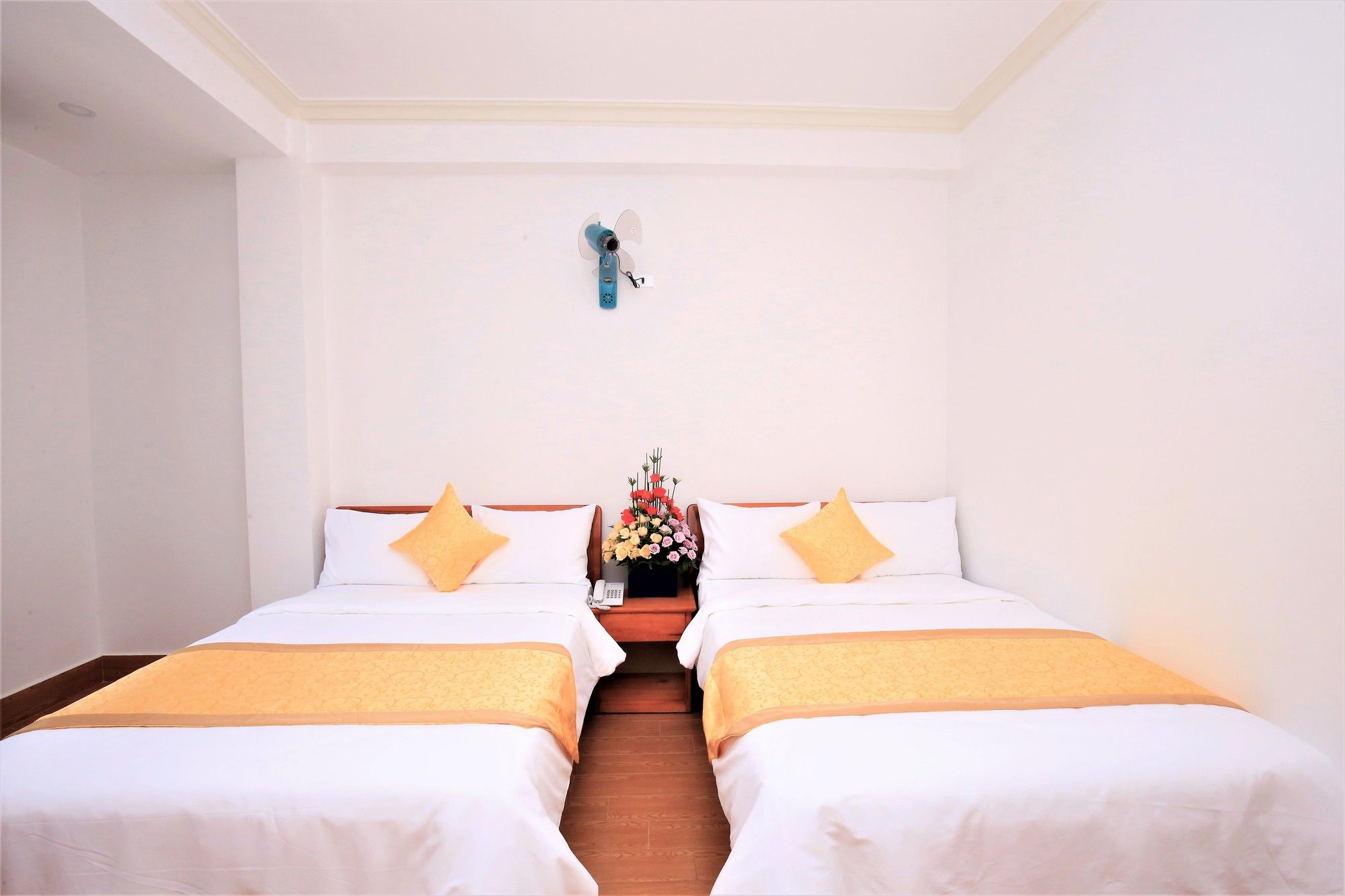 Фото Da Lat Phu Tho Hotel