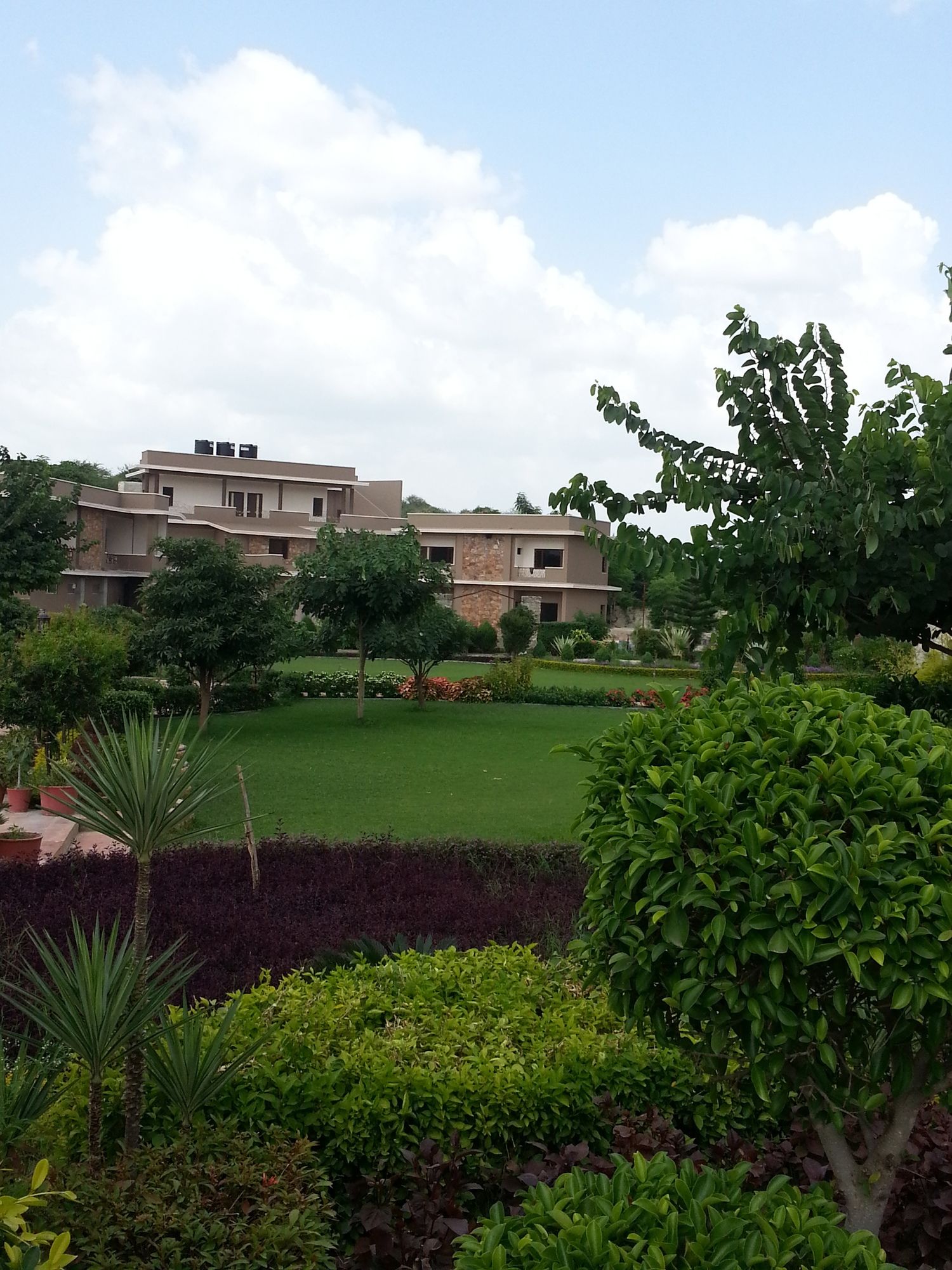 Фото Mulberry Araliayas Resort & SPA