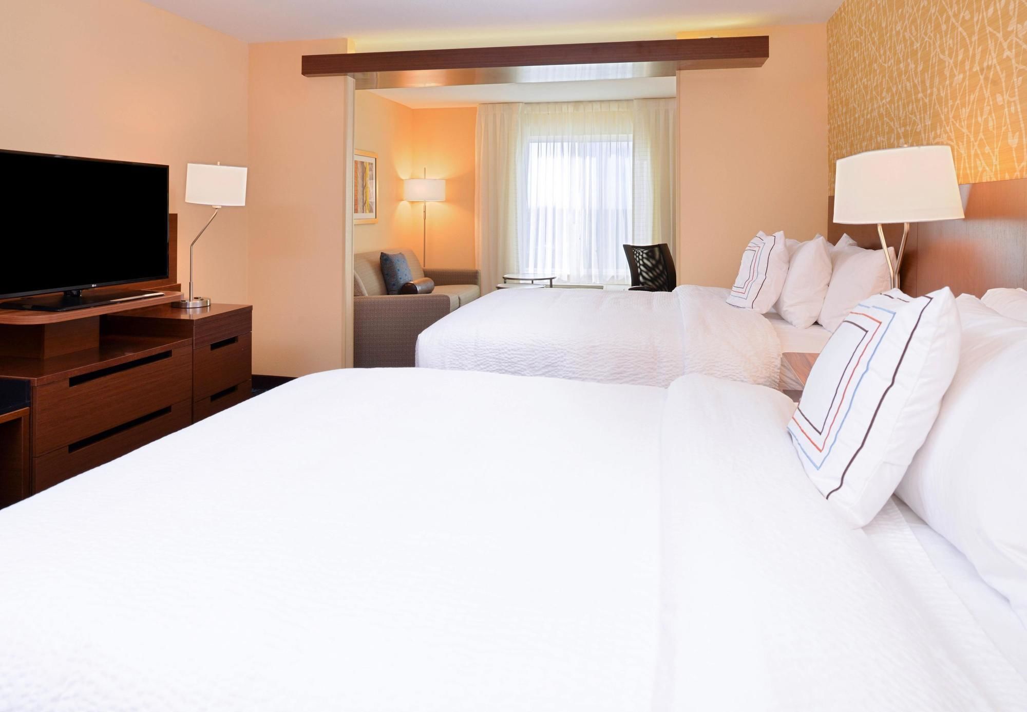 Фото Fairfield Inn & Suites by Marriott Martinsburg