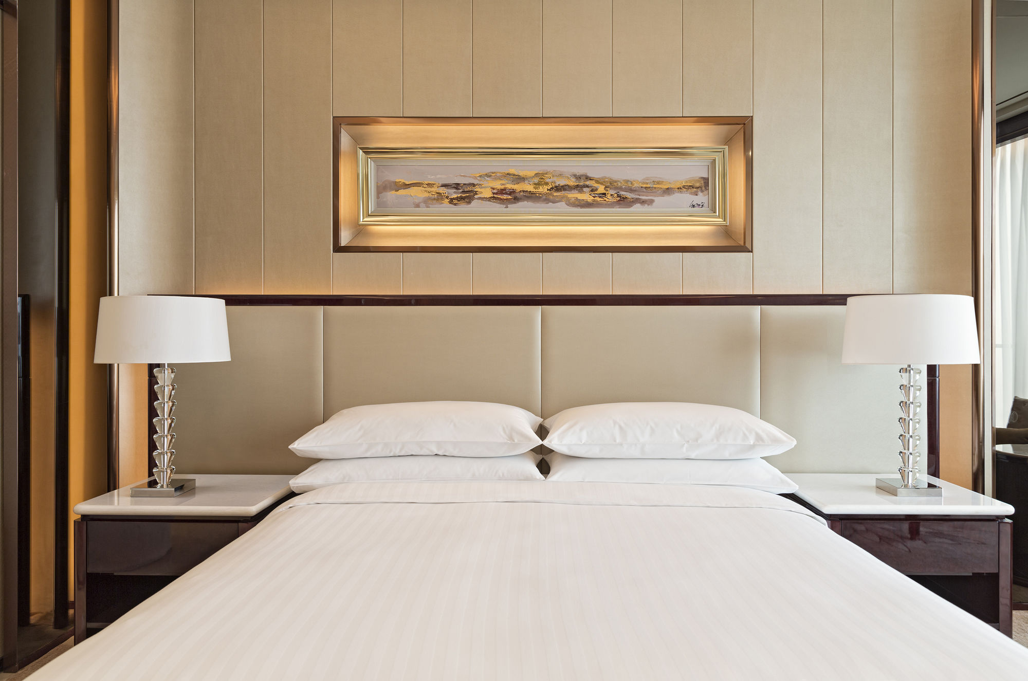 Фото Yiwu Marriott Hotel