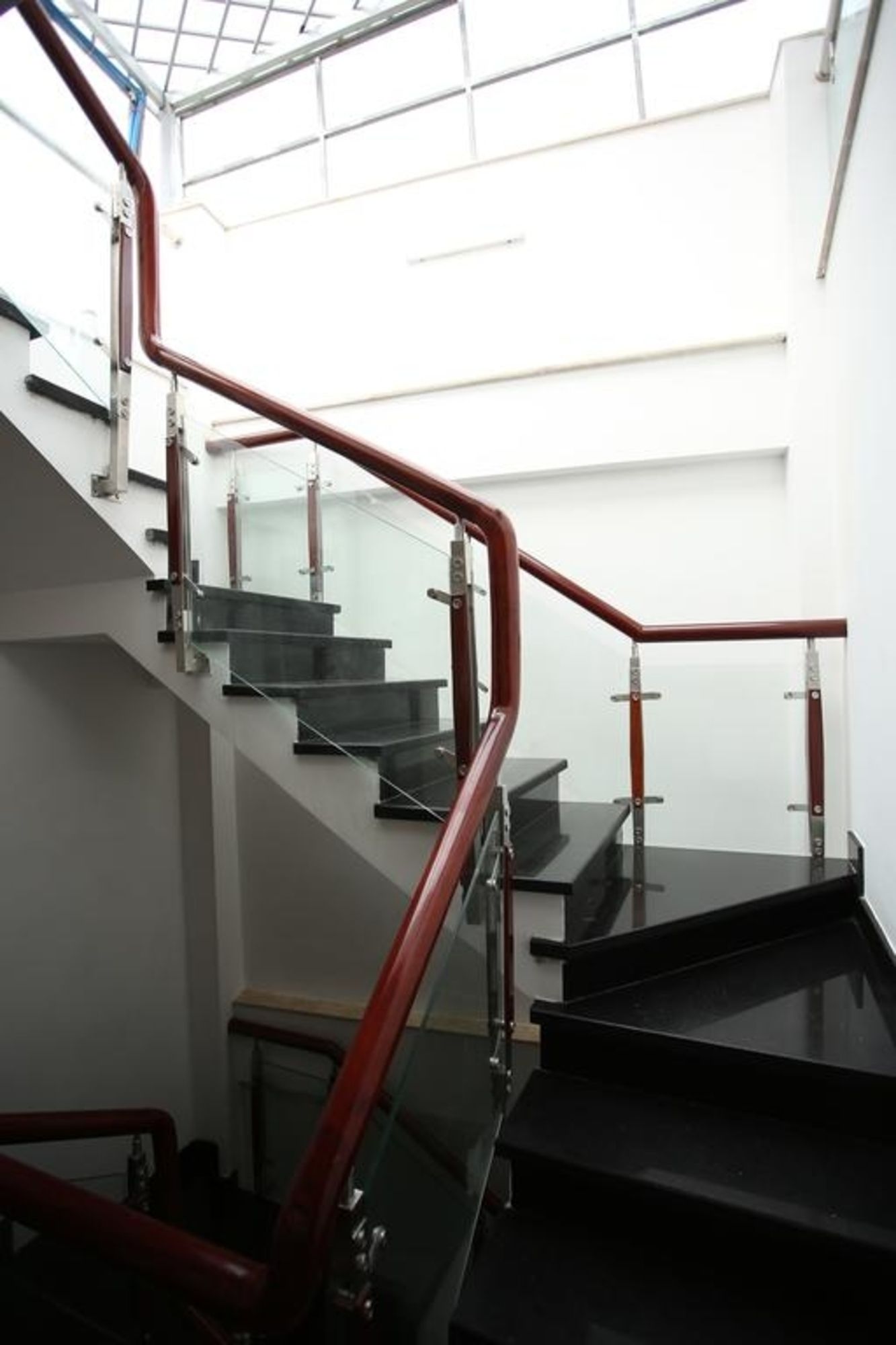 Фото Diamond Luxury Ben Thanh