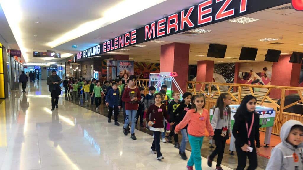 مدرسة ابتدائية Samandıra Veysel Karani Primary School ، اسطنبول، صورة