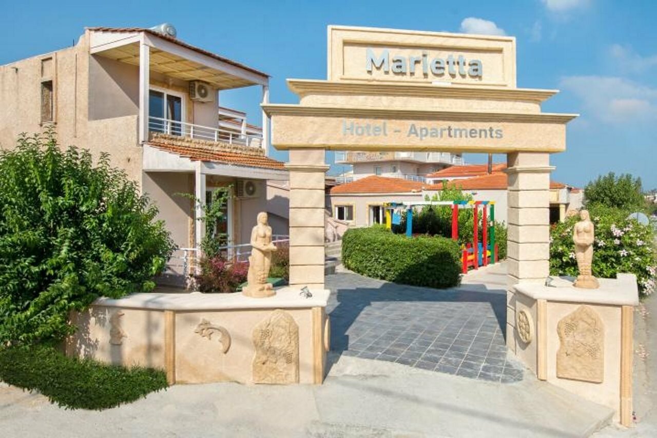 Фото Marietta Hotel & Apartments