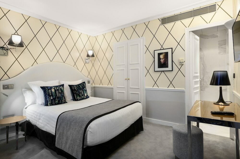 Фото Hôtel Le Royal