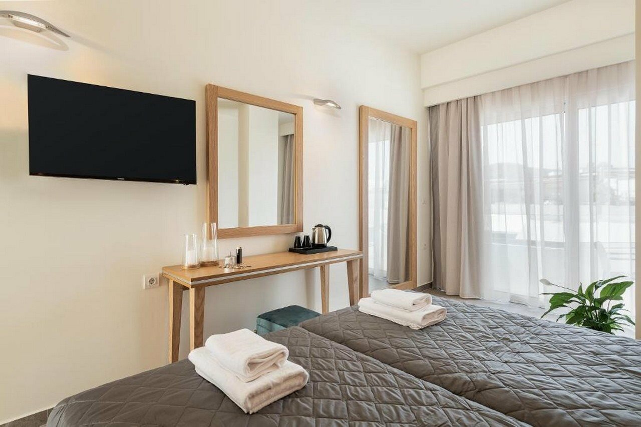 Фото Athina Suites Platanias