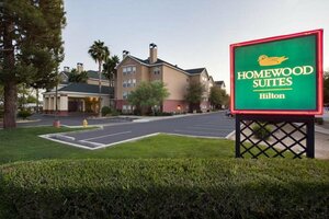 Гостиница Homewood Suites by Hilton Phoenix-Biltmore