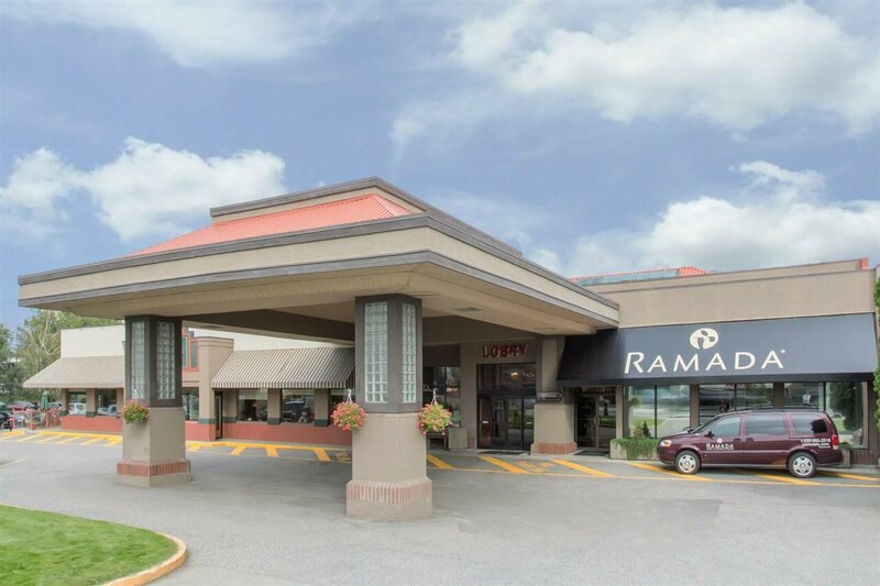 Гостиница Ramada Hotel & Conference Center by Wyndham Kelowna