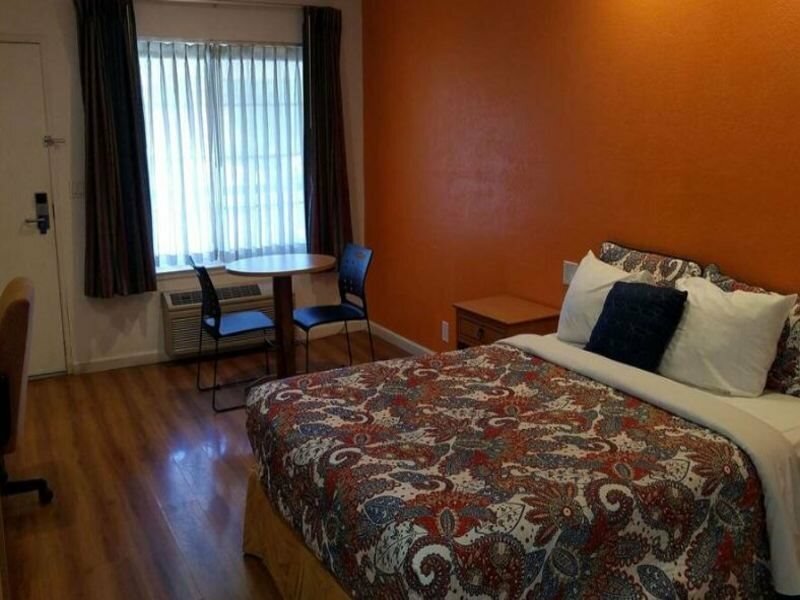 Фото Rodeway Inn