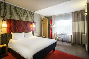 Ibis Compiègne (Hauts-de-France, Oise, Arrondissement de Compiègne, Compiègne) ، فندق
