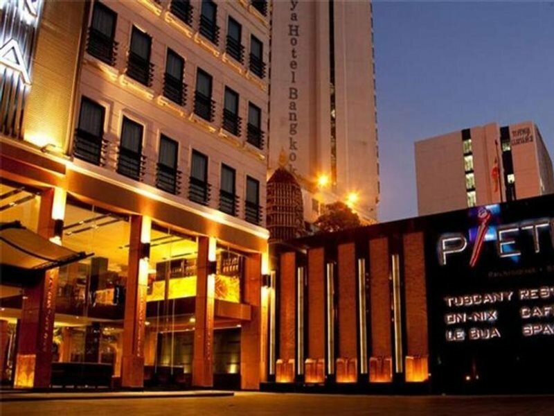 Фото отеля 1