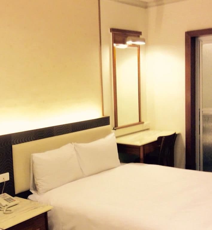 Фото Puyisy Business Hotel