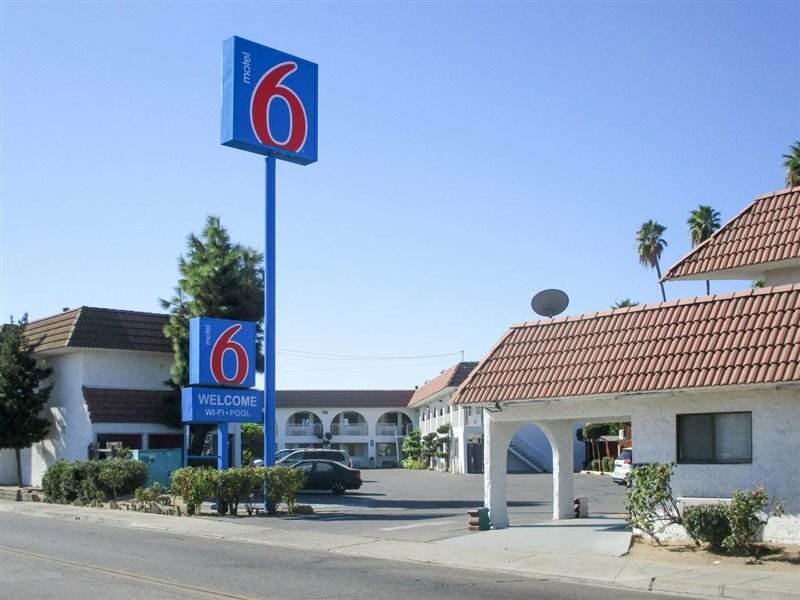 Фото Motel 6 Fresno, Ca