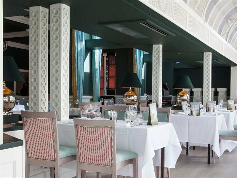 Фото The Bromley Court Hotel