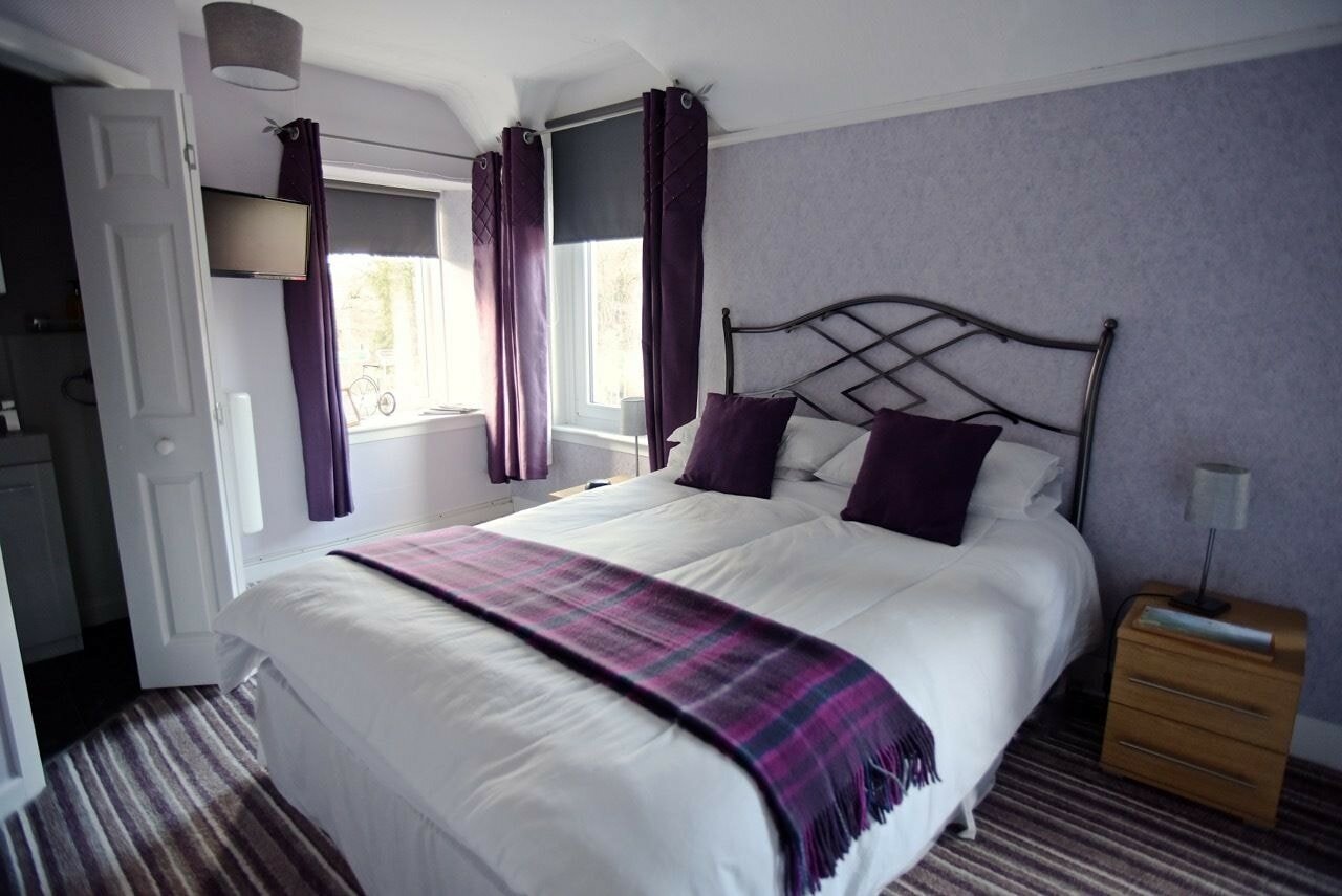 Фото Oyo Inverour Guest House