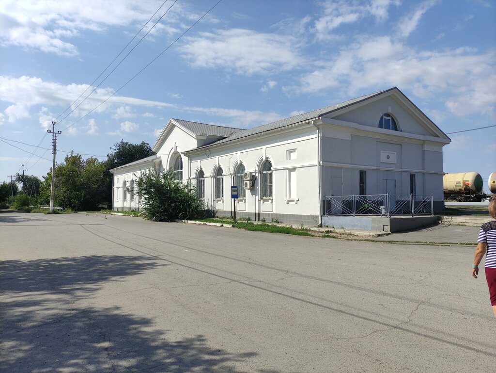 Railway station Железнодорожный вокзал, Pallasovka, photo