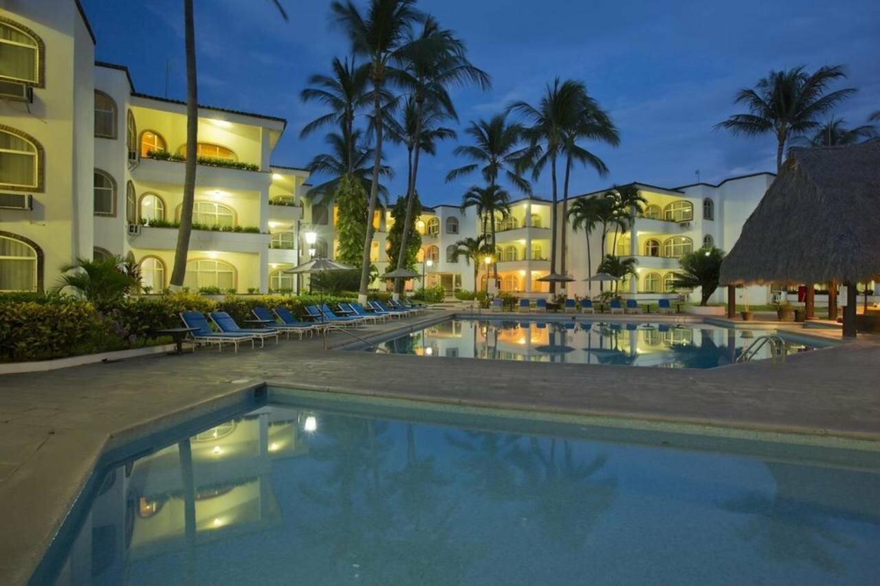 Фото Vista Vallarta All Suites on the Beach