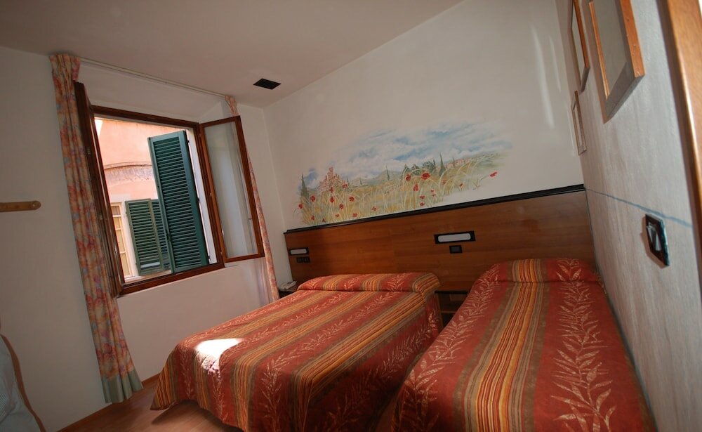 Фото Отель Leonardo