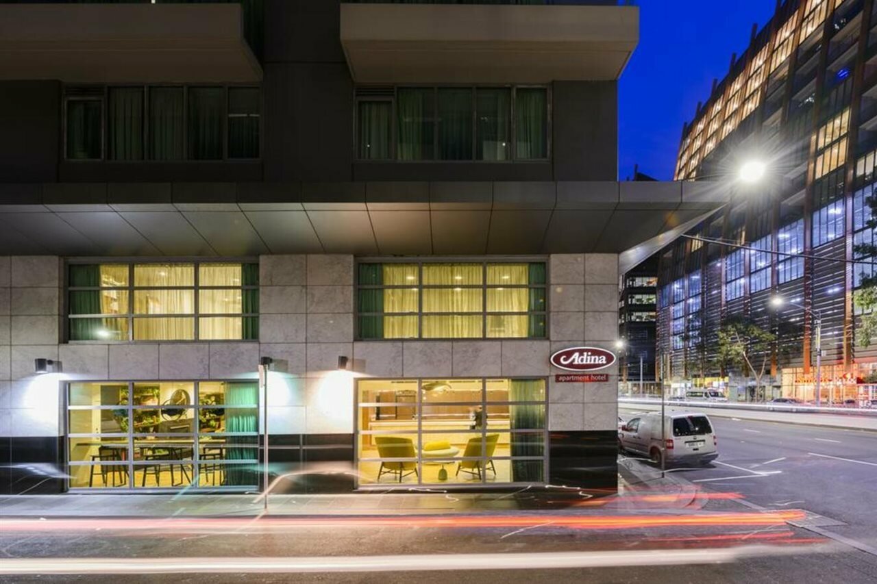 Фото Brady Apartment Hotel Flinders Street