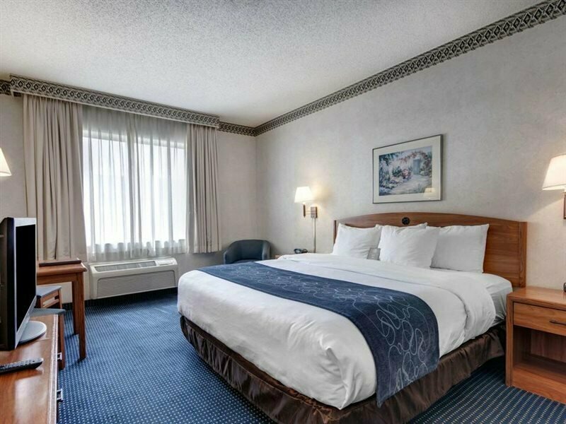 Hotel Quality Suites University, State of Texas, photo