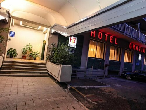 Гостиница Hotel Grazia Deledda в Сассари