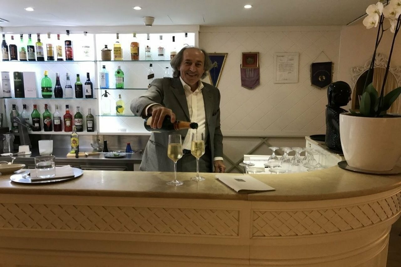 Фото Hotel Bijou