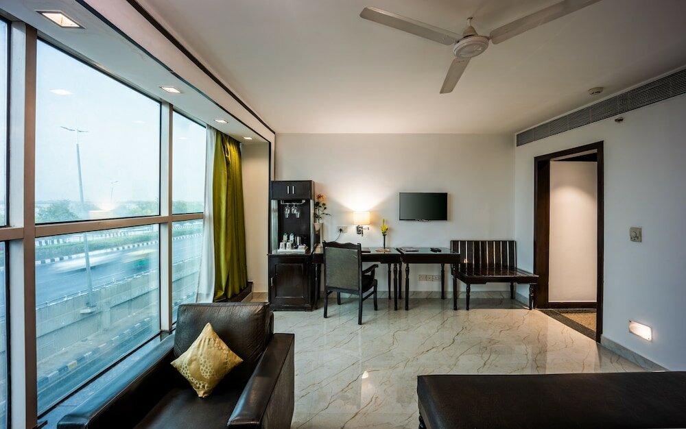 Фото Hotel Shanti Palace