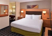 Фото Towneplace Suites by Marriott Warren