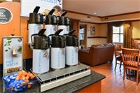 Фото Holiday Inn Express Southfield-Detroit, an Ihg Hotel