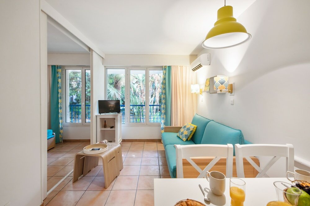 Фото Pierre & Vacances Residence Les Rivages du Parc - Menton